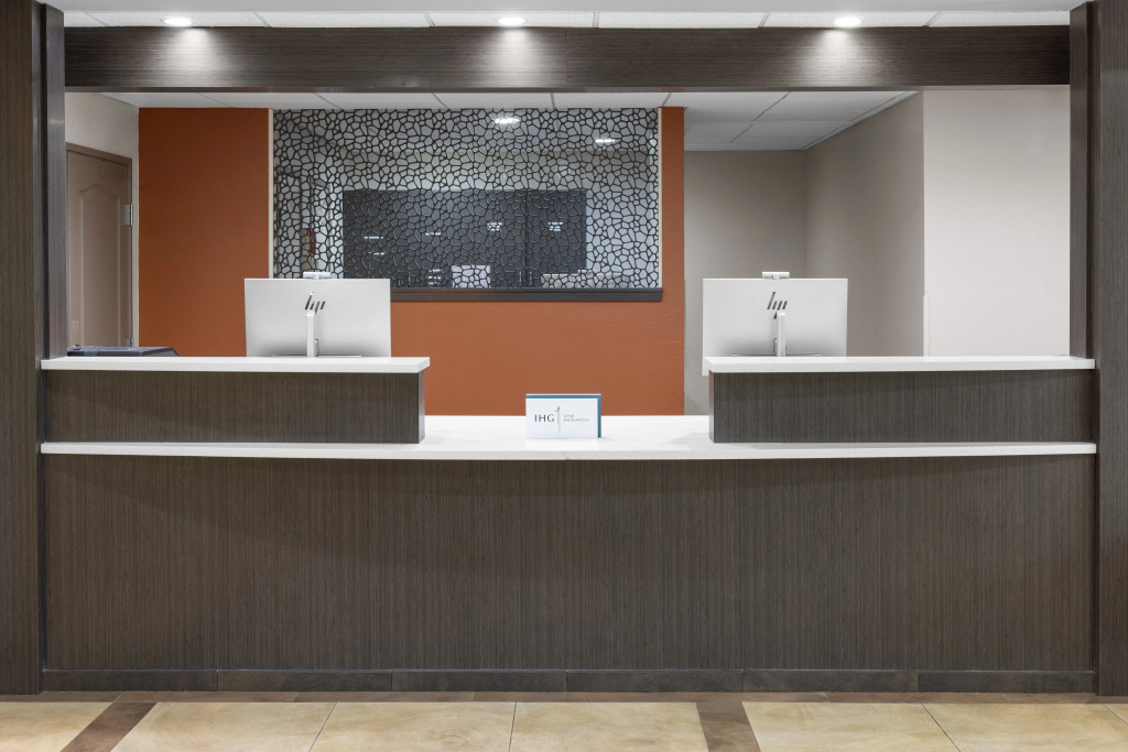 Candlewood Suites Fort Campbell - Oak Grove by IHG