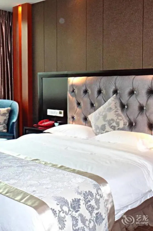 Haoyue Hotel (Chengdu Chunxi Taikoo Li)(豪悦酒店(成都春熙太古里店))