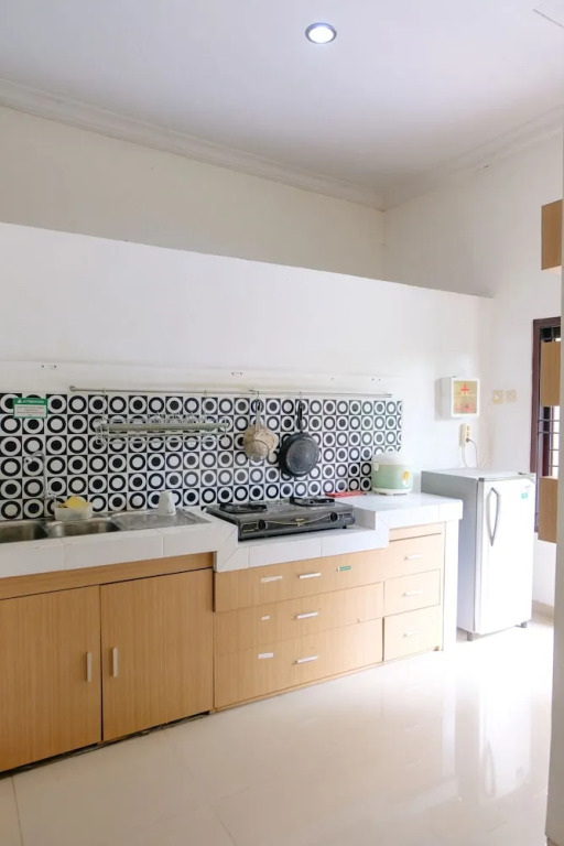 Homestay Syariah Sawitsari Dekat Pakuwon Mall dan UGM by Simply Homy