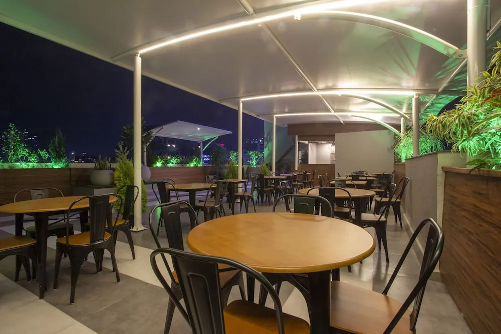 Monarch Guestline Magarpatta