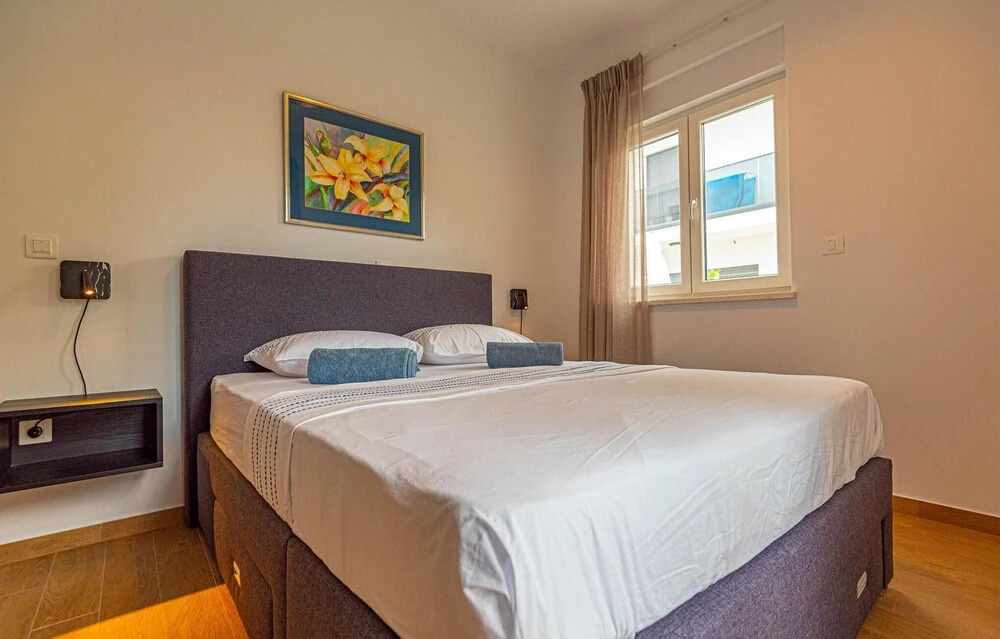 Awesome Home in Vodice - Srima With 3 Bedrooms, Wifi and Outdoor Swimming Pool