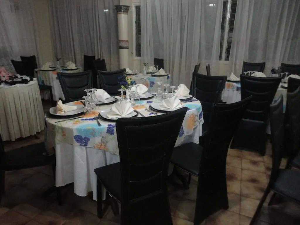 Hotel Le Makombe