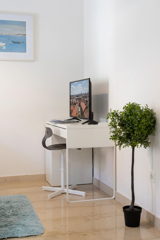 Beautiful Room near Kvaternik Square