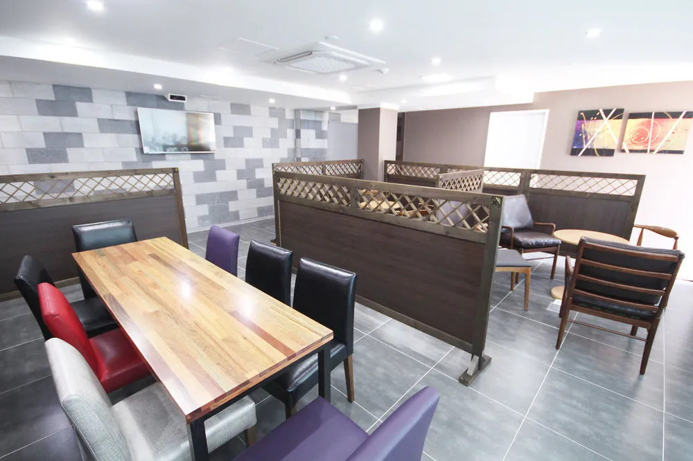 Haru Hotel