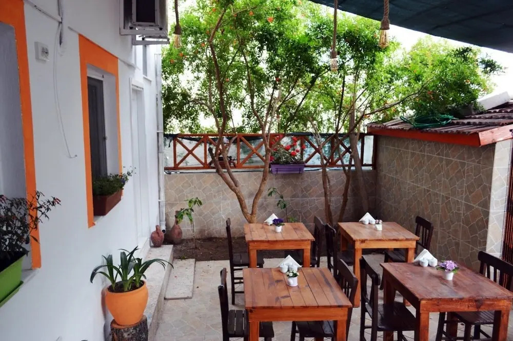 Mandalin Boutique Hotel