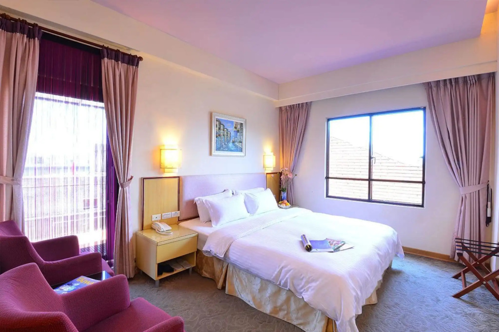 CHIENTAN Youth Hotel