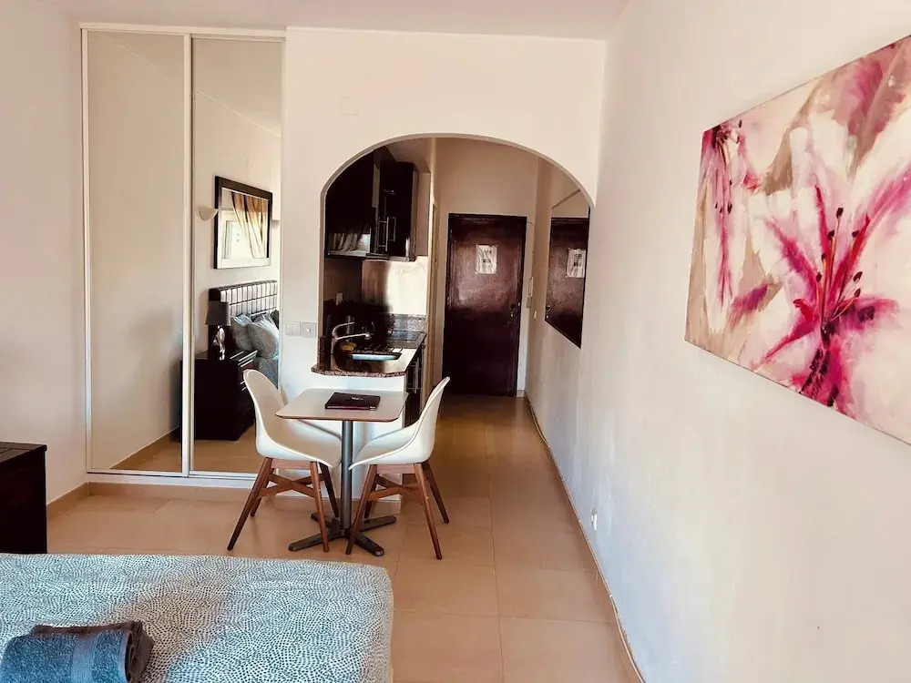 Lagos Marina View Apartment Near Beaches and Shops