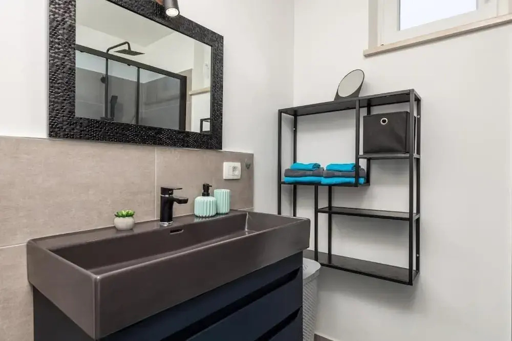 Apartments Bako