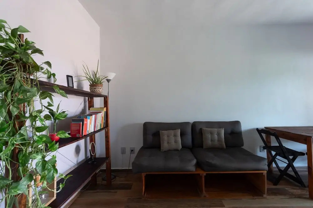 Casa com Churrasqueira a 550m da Praia Itaipua u