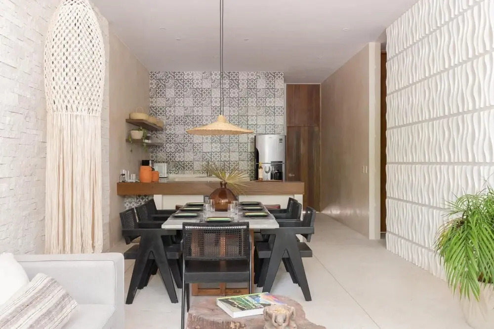 Unique Exclusive 2 Apartments in 1 Awesome Complex Pool Amenities Best Location