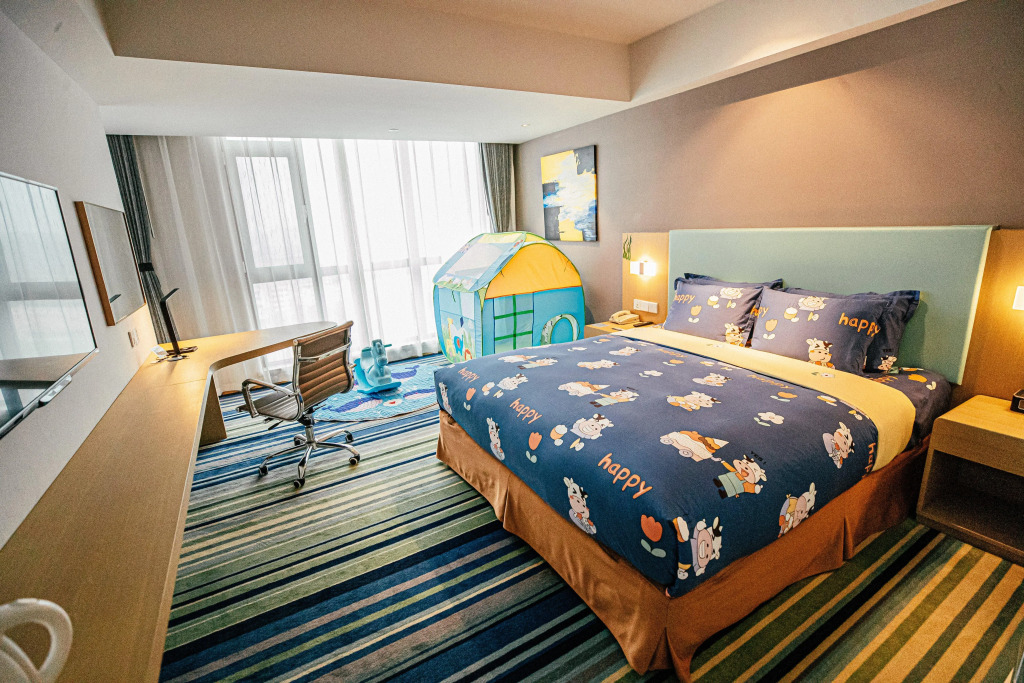 Holiday Inn Express Yingkou Onelong Plaza by IHG