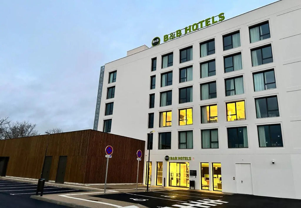 B&B HOTEL Cergy Saint-Christophe Gare