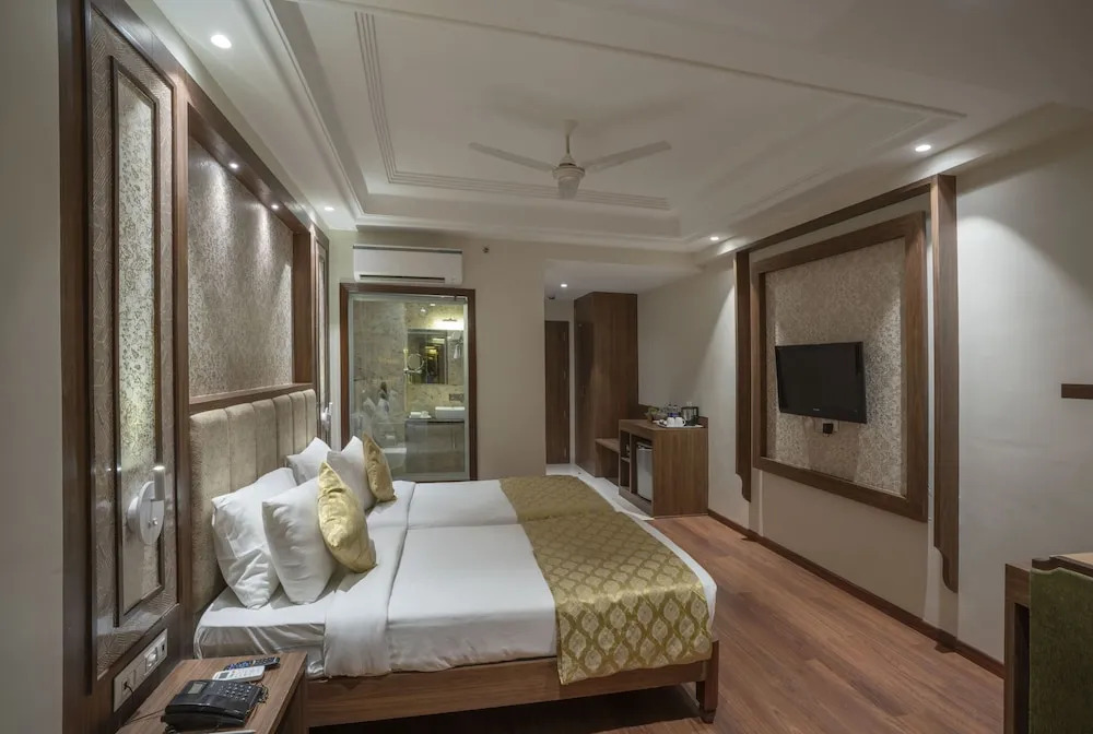 Hotel Shri Ram Excellency