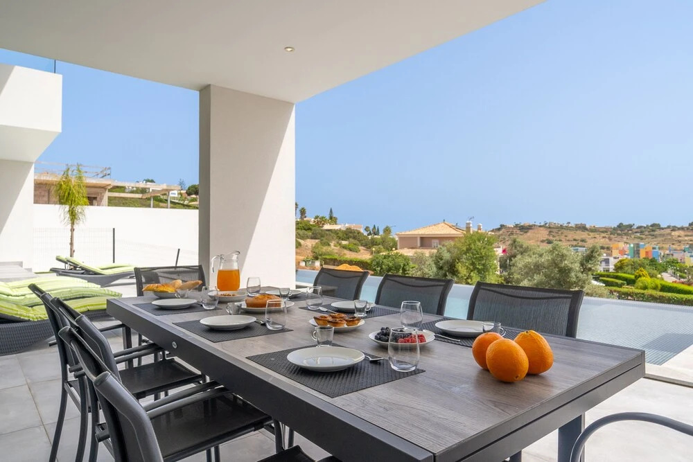 Villa das Amendoeiras by HelloVacations