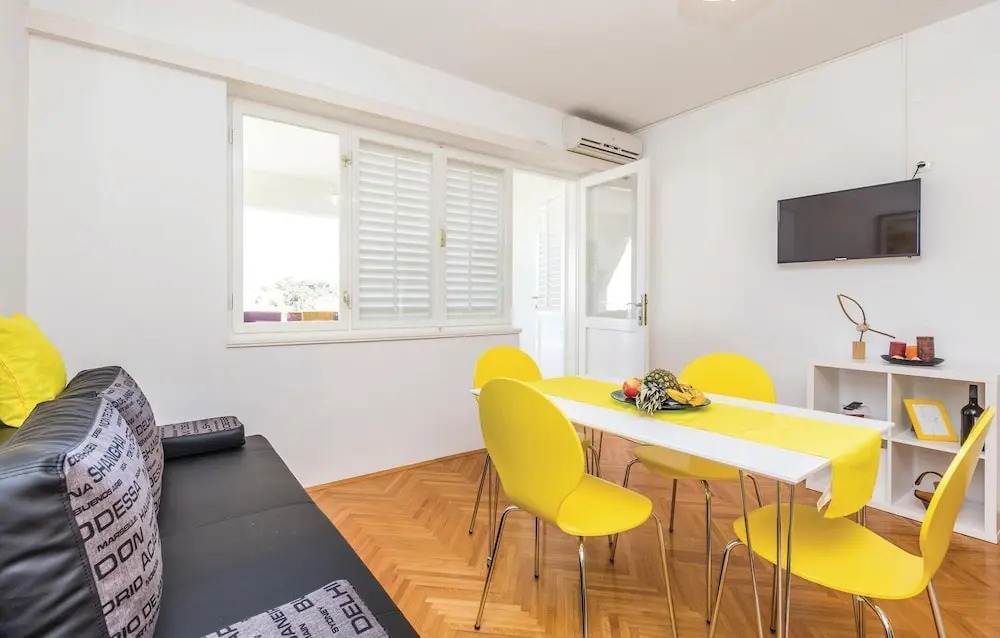 Awesome Home in Banjol With Wifi and 2 Bedrooms