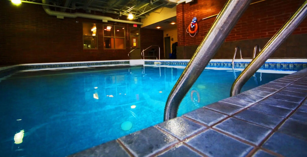 Elkwater Lake Lodge and Resort