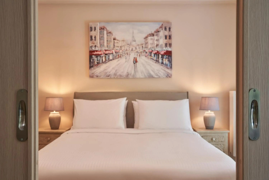 Spirou Merkouri Handcrafted 2BD Home