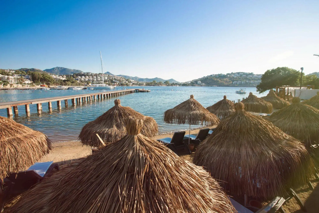 Mare Suites