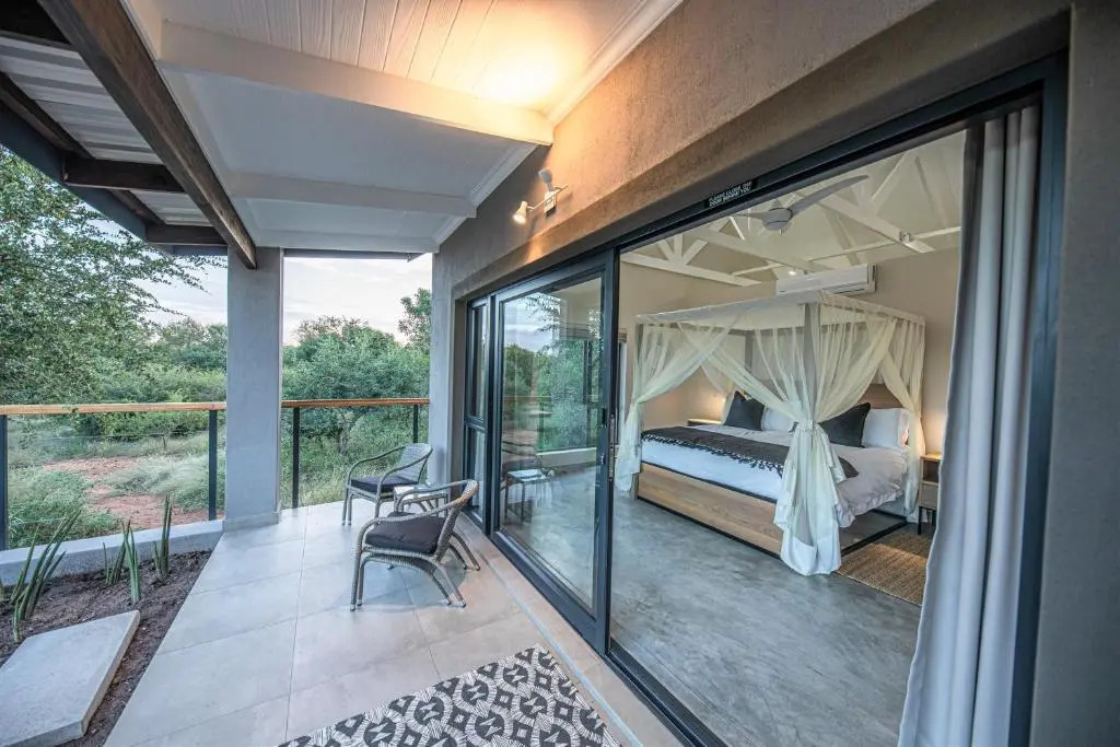 Little Kubu Lodge