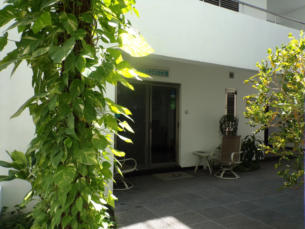 Dangelos 5ta Avenida Hotel