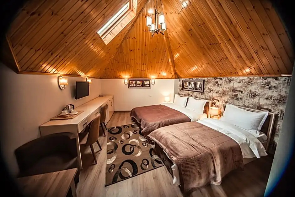 MUSMORE Boutique Hotel