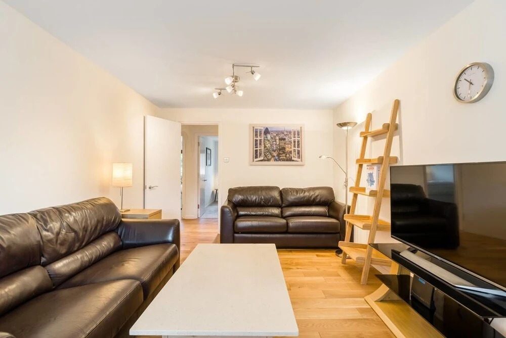 Modern 2 bed in the Isle of Dogs