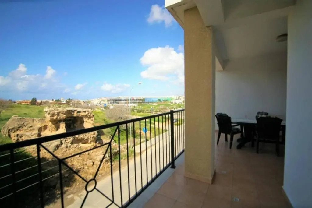 Beautiful Apartment With Pool in Paphos, Cyprus