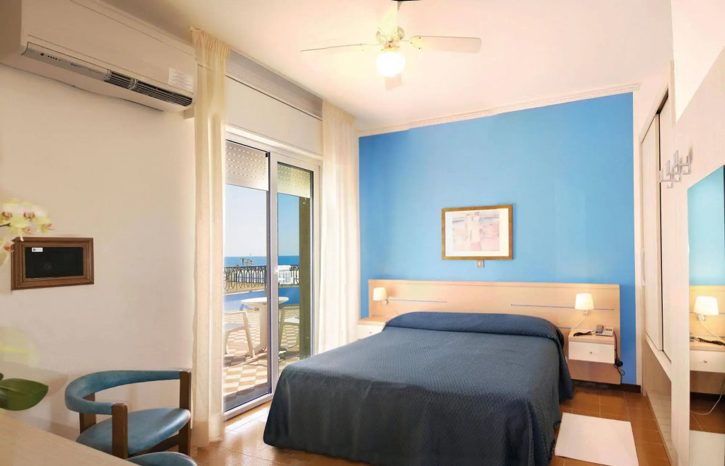 Hotel La Brezza frontemare