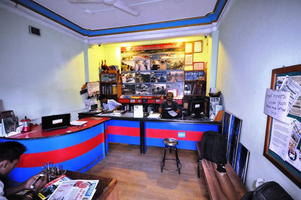 Metro Eco Hotel