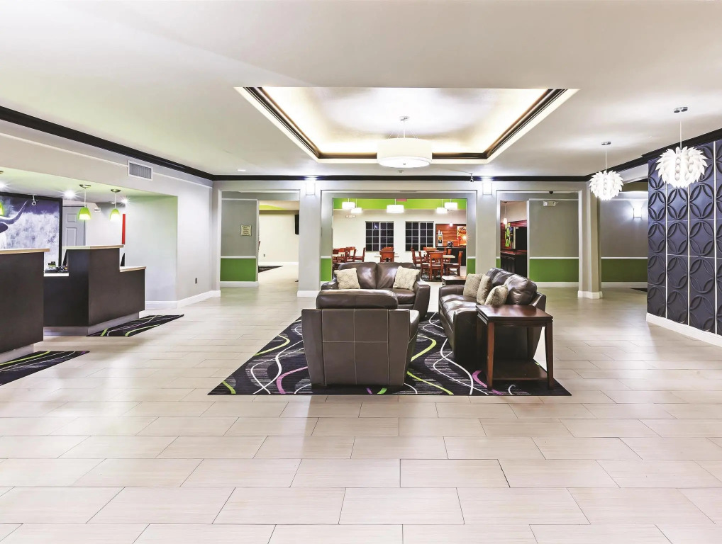 Palacio Royale Inn Signature Katy