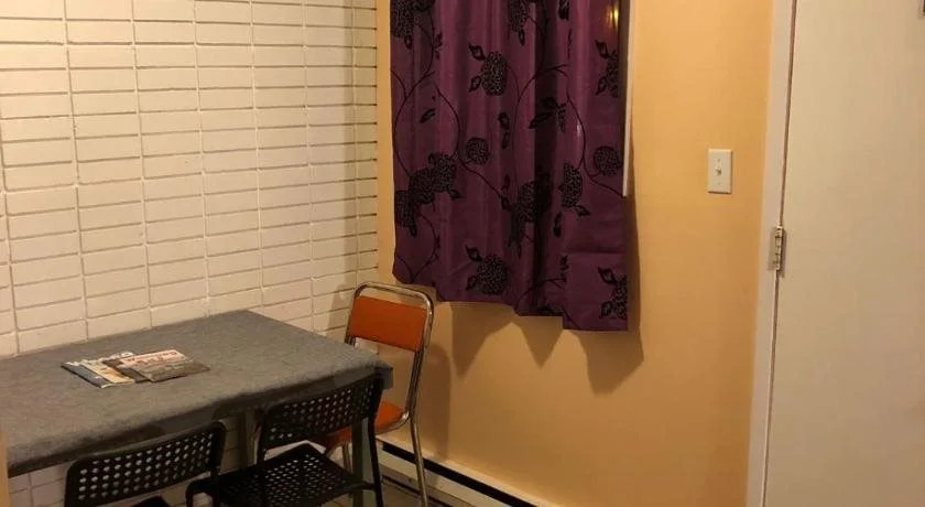 The Capri Motel