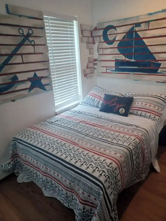 Seaside Escape - 1 Block From Beach & Boardwalk