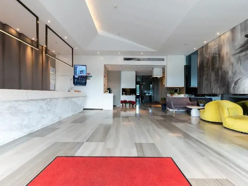 Yilong Anyun Hotel (Suzhou ShiQuan Road Nanmen Subway Station)