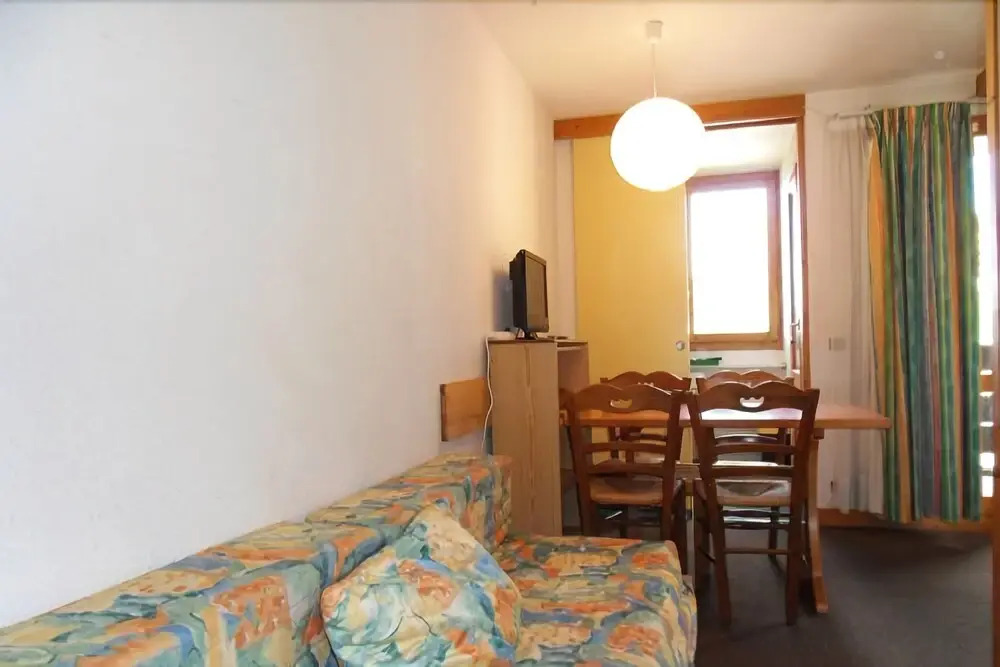 Belle Plagne Divisible Studio on the Slopes for 4 People of 28 mÂ² Ag122