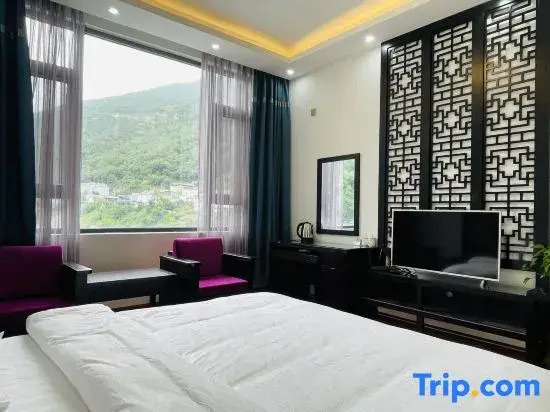 ShangriLa Yixin Ge Inn