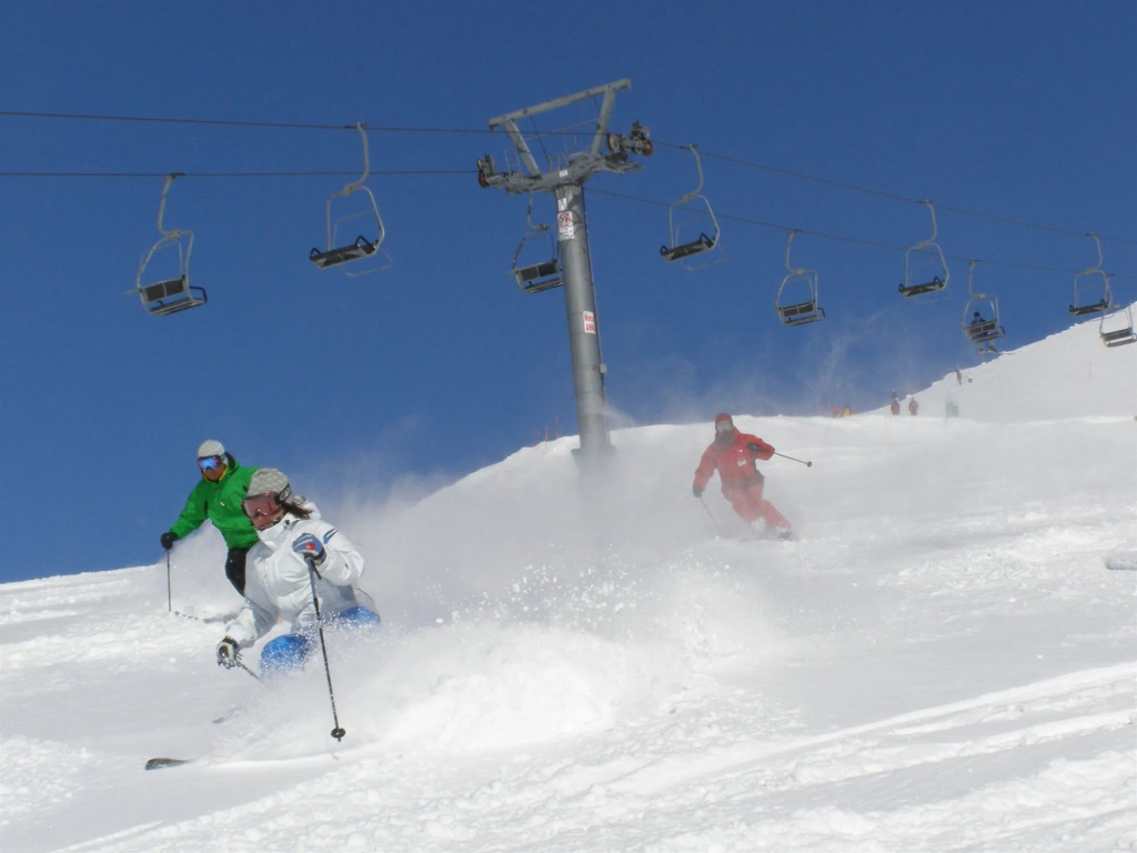 Niseko Grand Hotel