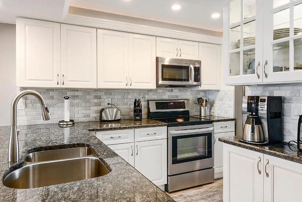 Land's End 10-302 Beach Front - Premier