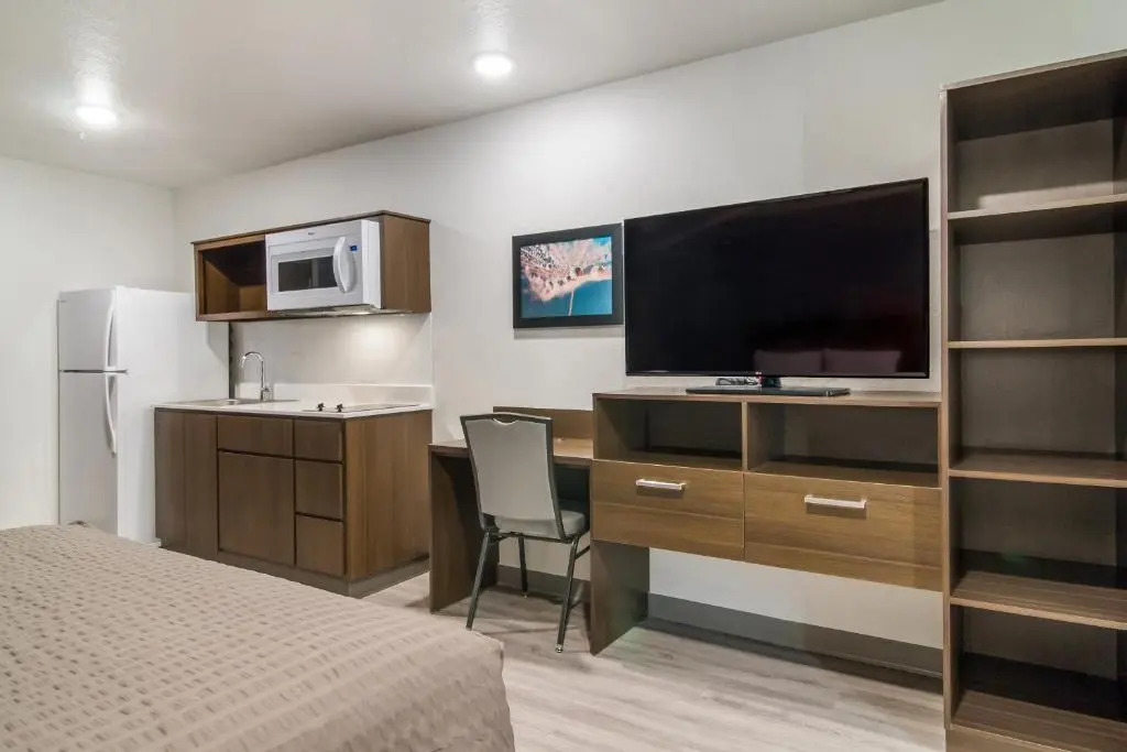 WoodSpring Suites Greensboro - High Point North