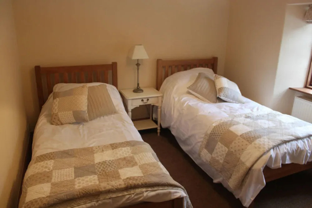 The Manifold Inn Hotel
