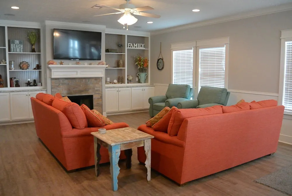 Southern Belle by RedAwning