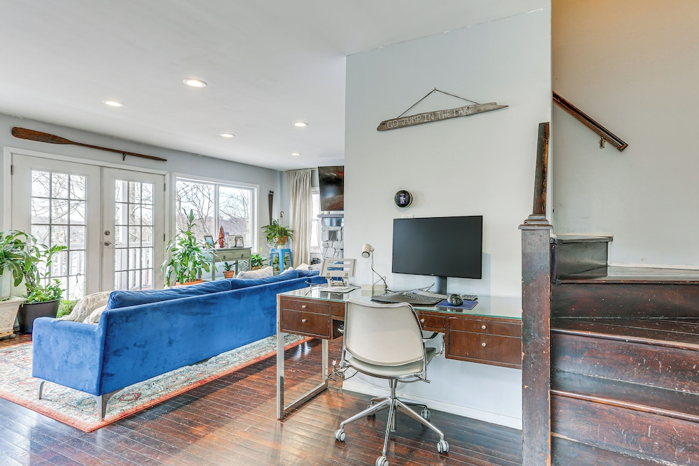 Year-round Fun in Monroe! Lakefront Family Home