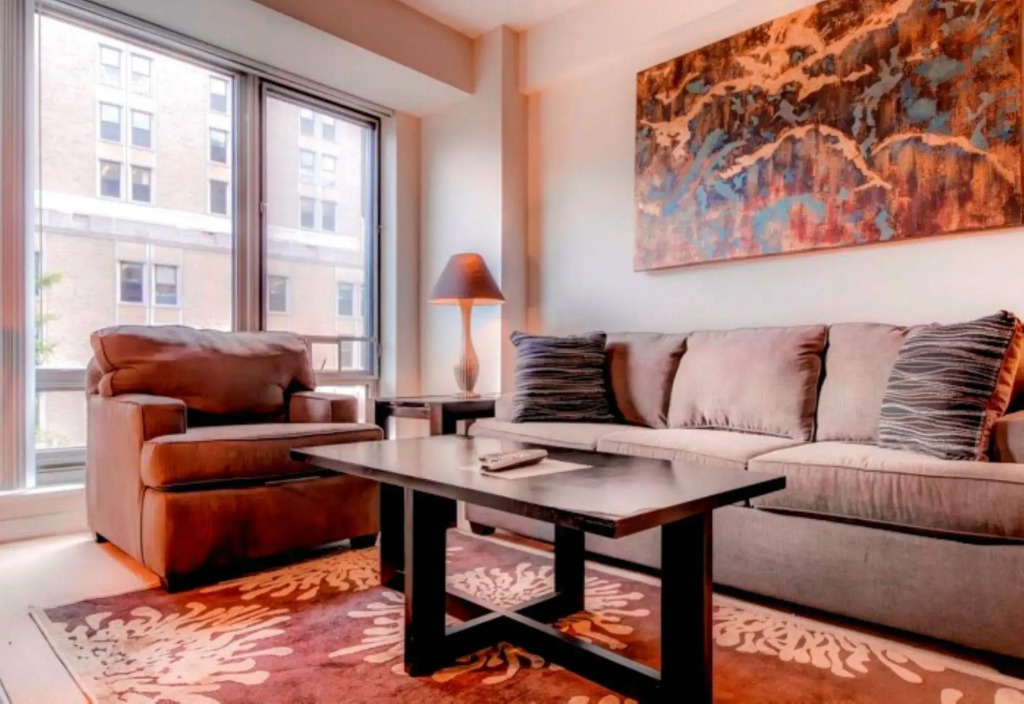 Global Luxury Suites at Cambridge Park