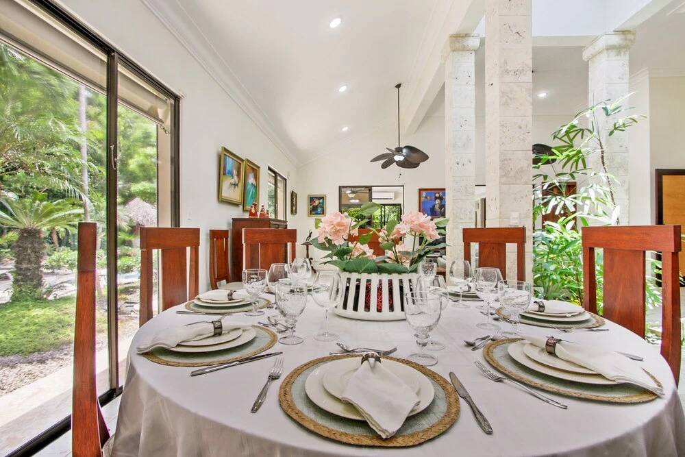4-BR Pool Villa - Garden & Beach Access