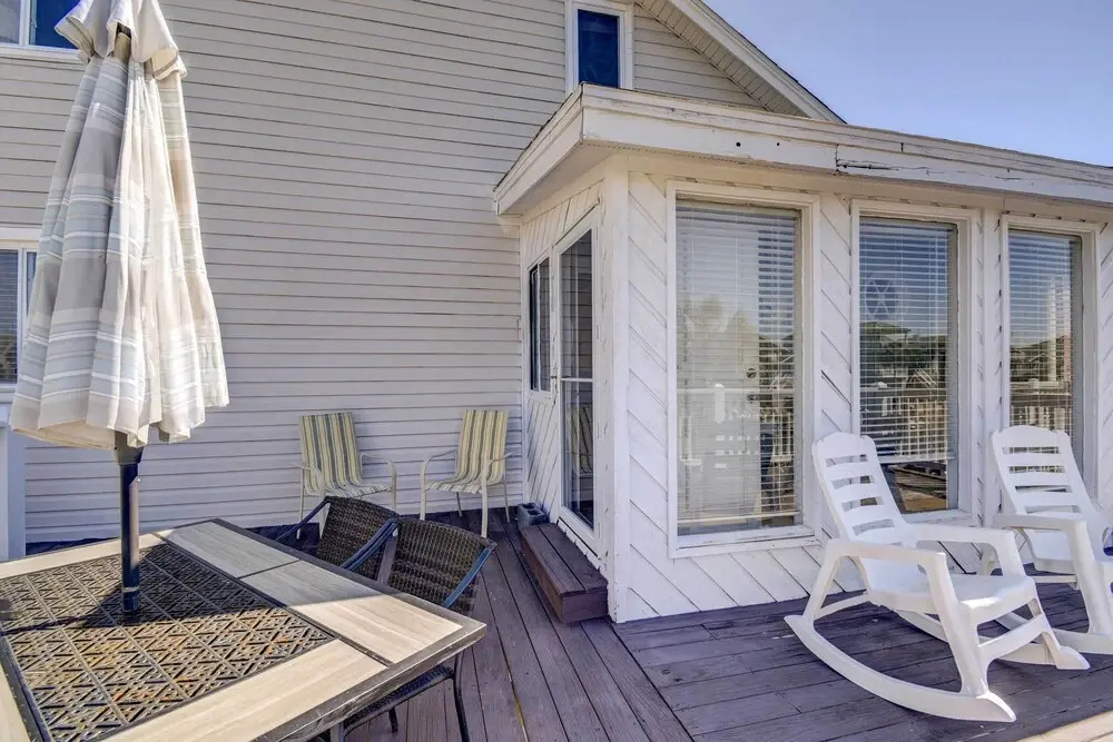 Ocean Isle Beach Home w/ Canal Views