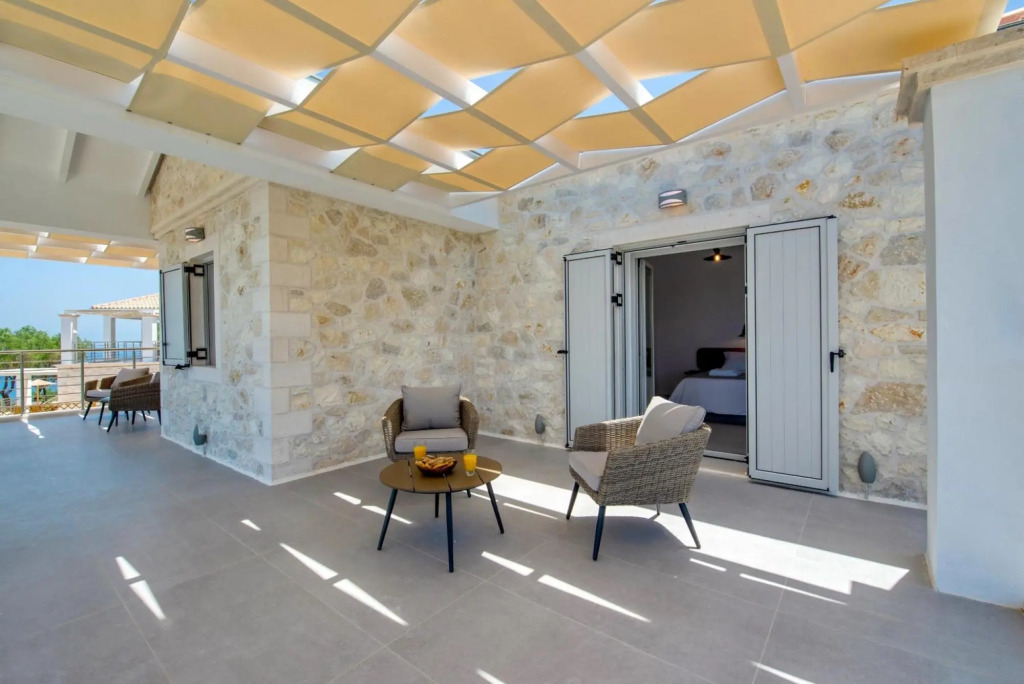 Vasiliki Villa - Charming 4 BR Villa With Pool and sea Views
