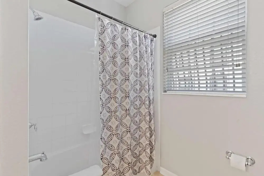 Vista Cay Swanky