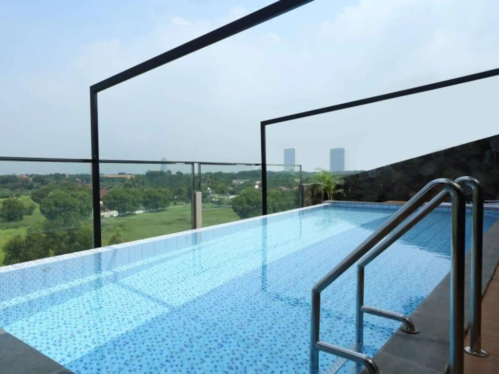 Lemo Hotel Serpong
