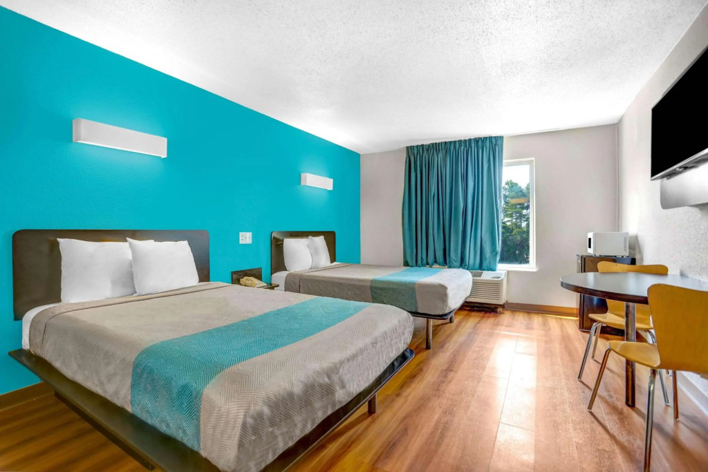 Motel 6-Raleigh, NC - North