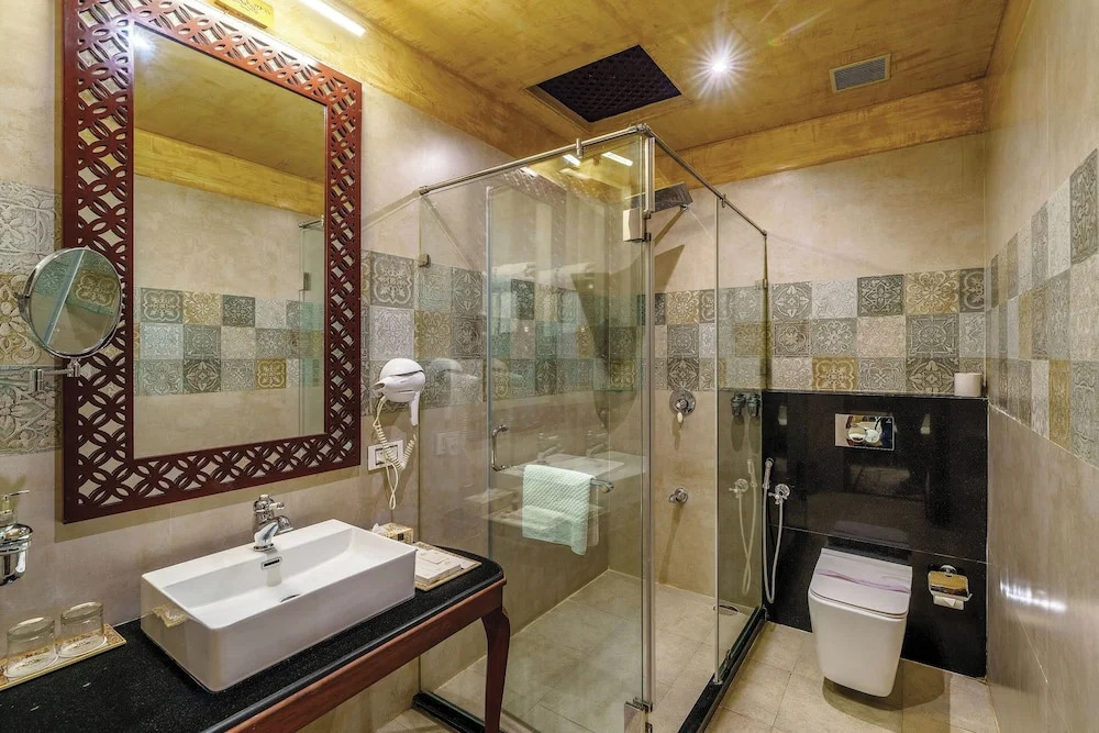 R Chandras Palace