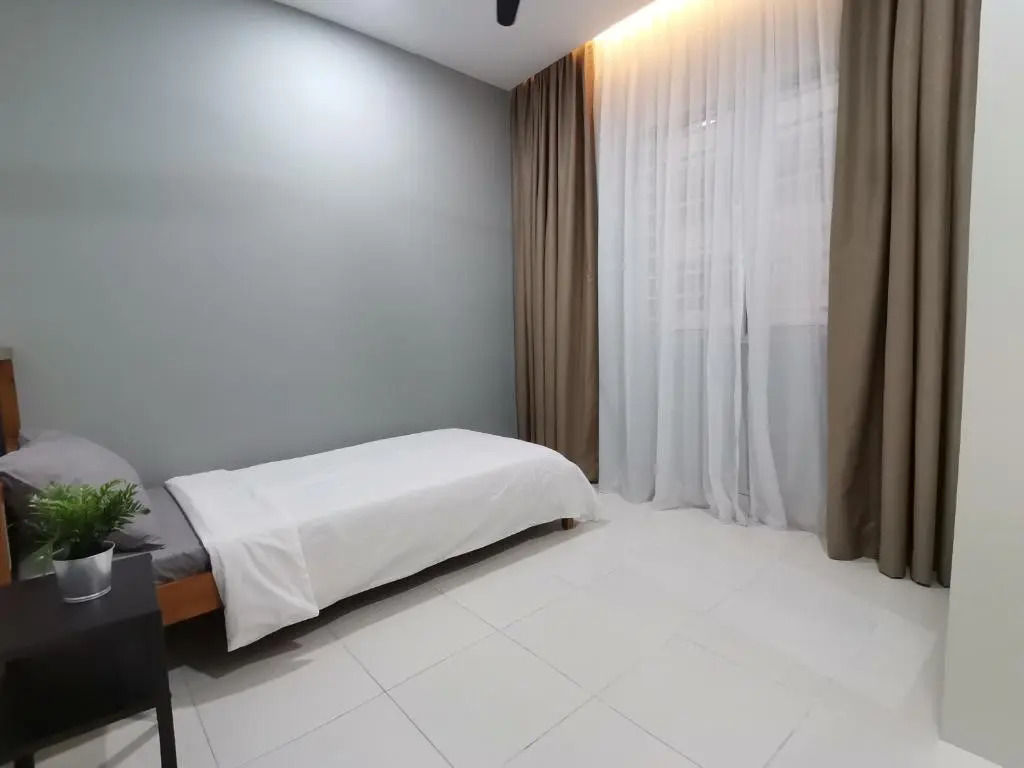 Sarah Home Semenyih - Muslims only